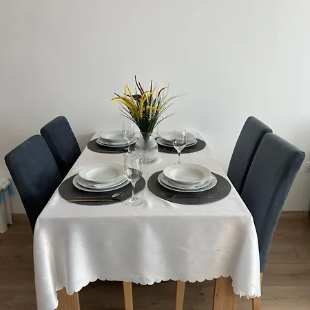Lux 31 * Lukavica